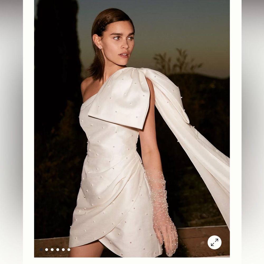 Anthropologie wedding short dress with pearls and bow size 0.